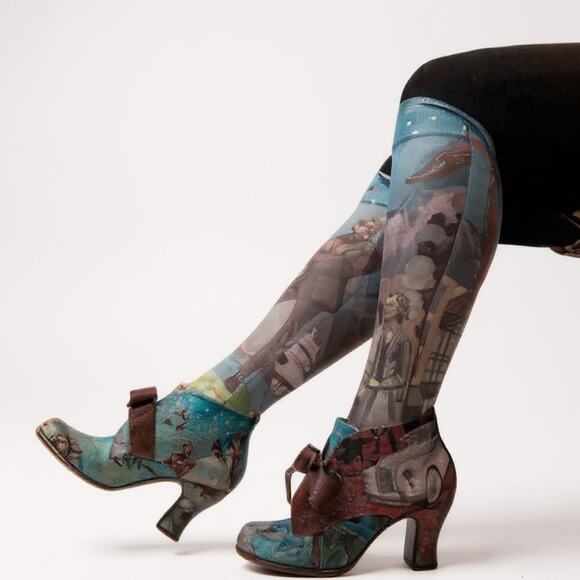 John Fluevog Stunner Tapestry Ankle Boots Ribbon Lace Up Size 6 w/ Box & Socks - Picture 14 of 16